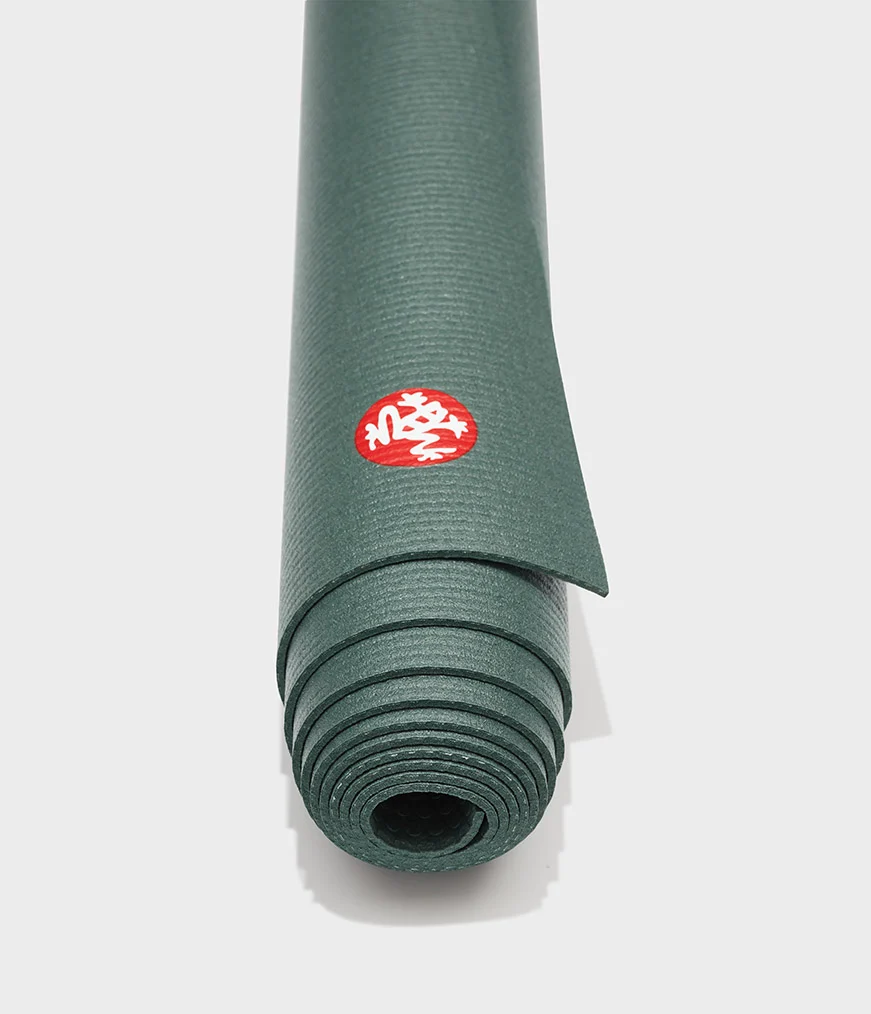Redaktionelle Illustration zu Welche Yogamatte passt zu mir? Kaufberatung für Zuhause, Studio, Hot Yoga und Reise